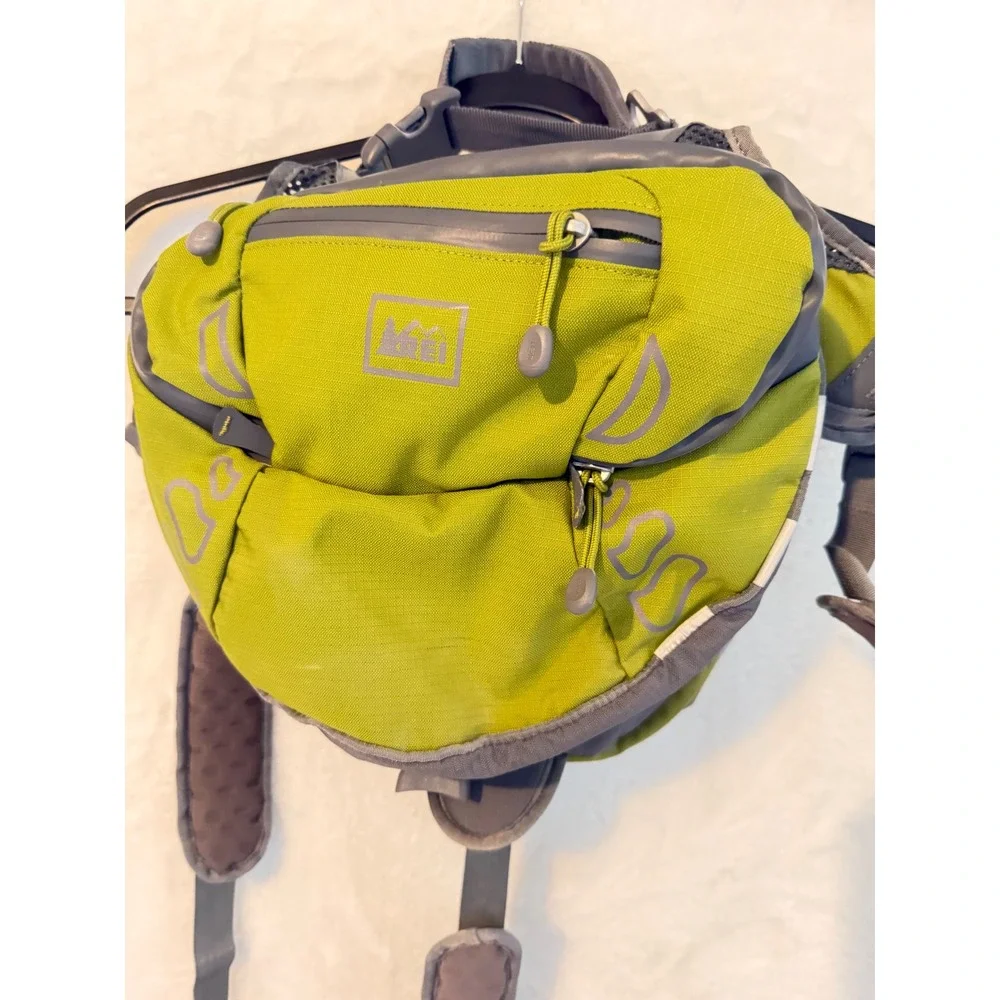 REI Co-op Dog Hiking Pack‎ Harness Saddlebag Lime Green Grey Reflective Medium